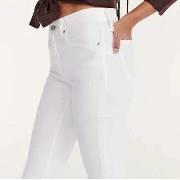 J crew 9" Mid Rise toothpick Jean In White, Size 27 - Picture 3 of 8